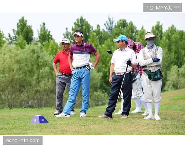 苏亚雷斯居然把早餐当晚宴吃，平时赛场上那个狠角色去哪了？