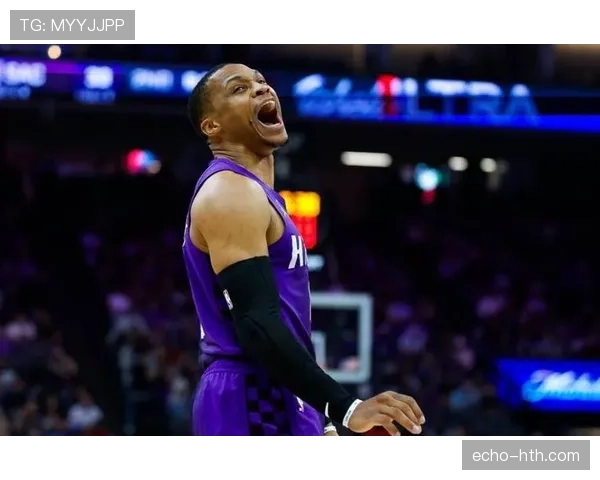 威少通过挡拆直突拉开内线与近两季相比效率更集中